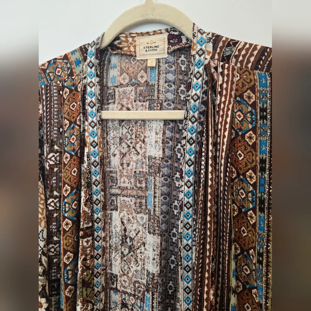 Buckle Sterling & Stitch Southwestern Bohemian Kimono. Multicolor. Size Medium. - Picture 5 of 11